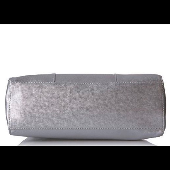 SALE 💖 Reaction Kenneth Cole Handbag - Picture 4 of 7